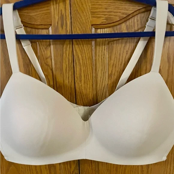 Cacique  Padded Bra 46D Great condition - Picture 3 of 8